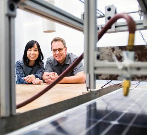 Read article Faculty, students conduct solar energy research